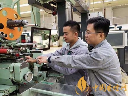玉溪卷煙廠啟動(dòng)工匠型人才培育 促進(jìn)卷煙人才建設(shè)！